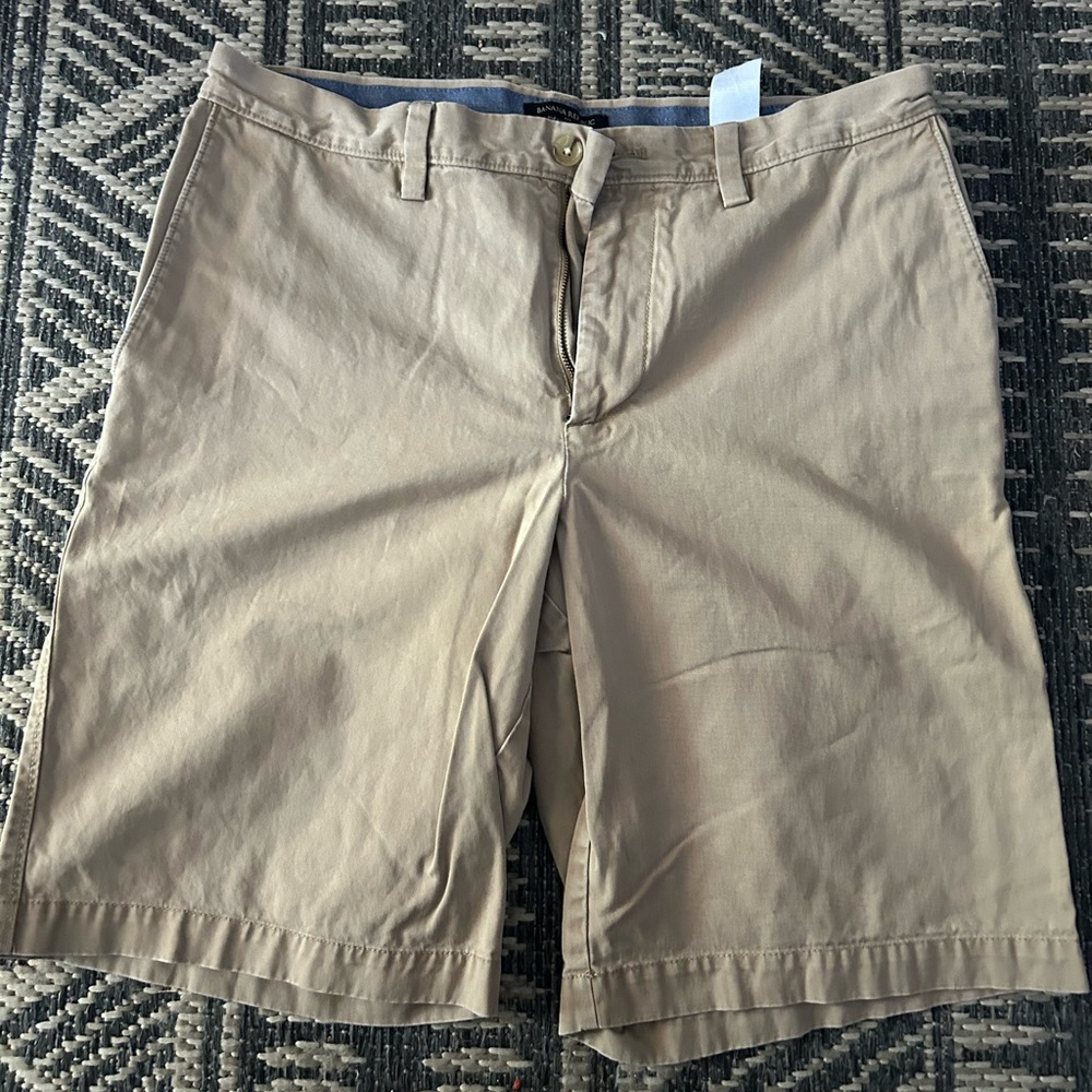 Banana Republic Tan Flat Front Casual Shorts